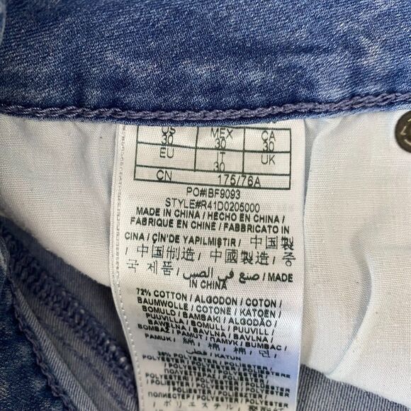 Women's G by Guess‎ Distressed Cuffed Blue Jeans Shorts Size 30 - Picture 4 of 10